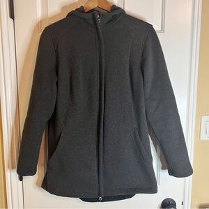 Lands End Fleece Warm Coat, Size Medium. Super‎ Flattering Cut. Great condition.